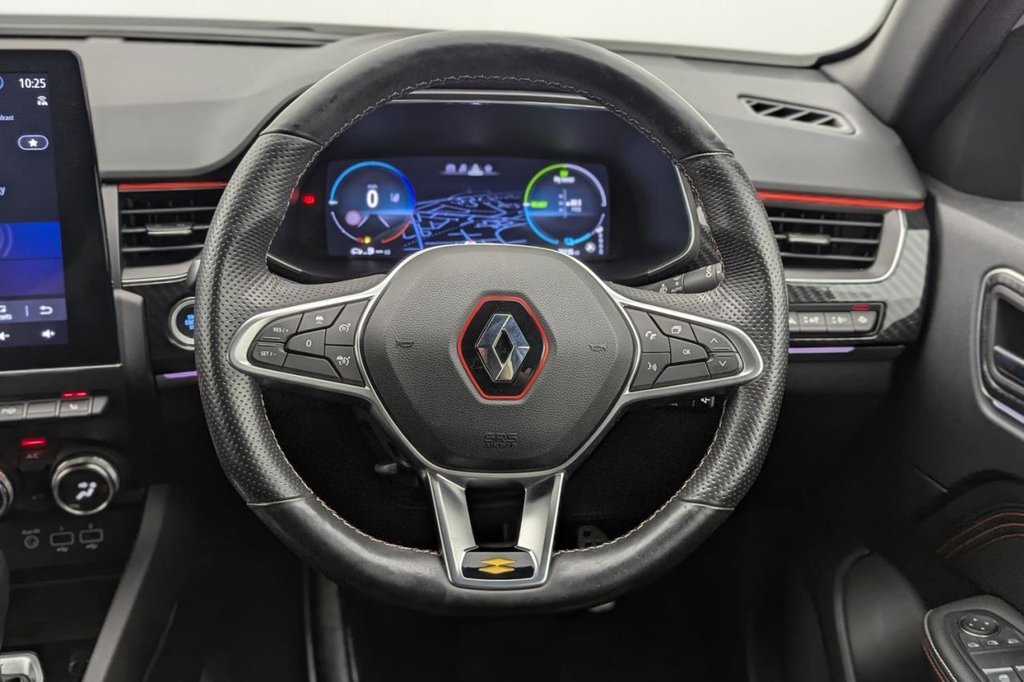 USED 2022 72 RENAULT ARKANA 1.6 E-TECH r.s. line SUV 5dr Petrol Hybrid Auto 2WD Euro 6 (s/s) (145 bhp) Sat Nav, Heated Seats, Keyless