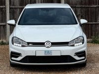 USED 2019 19 VOLKSWAGEN GOLF 1.5 Golf R-Line TSi Evo 5dr Sat Nav Apple CarPlay Android
