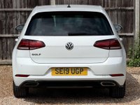 USED 2019 19 VOLKSWAGEN GOLF 1.5 Golf R-Line TSi Evo 5dr Sat Nav Apple CarPlay Android