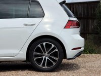 USED 2019 19 VOLKSWAGEN GOLF 1.5 Golf R-Line TSi Evo 5dr Sat Nav Apple CarPlay Android