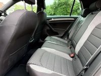 USED 2019 19 VOLKSWAGEN GOLF 1.5 Golf R-Line TSi Evo 5dr Sat Nav Apple CarPlay Android