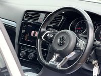USED 2019 19 VOLKSWAGEN GOLF 1.5 Golf R-Line TSi Evo 5dr Sat Nav Apple CarPlay Android