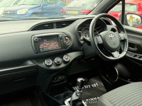 USED 2016 66 TOYOTA YARIS 1.33 Dual VVT-i Design Hatchback 5dr Petrol Manual Euro 6 (99 ps) 