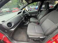 USED 2016 66 TOYOTA YARIS 1.33 Dual VVT-i Design Hatchback 5dr Petrol Manual Euro 6 (99 ps) 