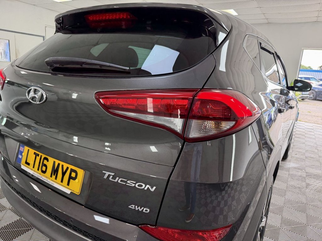 USED 2016 16 HYUNDAI TUCSON 2.0 CRDi Premium SUV 5dr Diesel Auto 4WD Euro 6 (185 ps) 