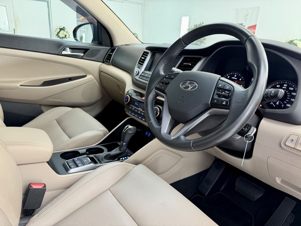 USED 2016 16 HYUNDAI TUCSON 2.0 CRDi Premium SUV 5dr Diesel Auto 4WD Euro 6 (185 ps) 