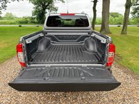 USED 2020 20 NISSAN NAVARA 2.3 dCi TEKNA AUTOMATIC 4X4 PICK UP TRUCK  EURO 6 ** FULL SERVICE HISTORY **