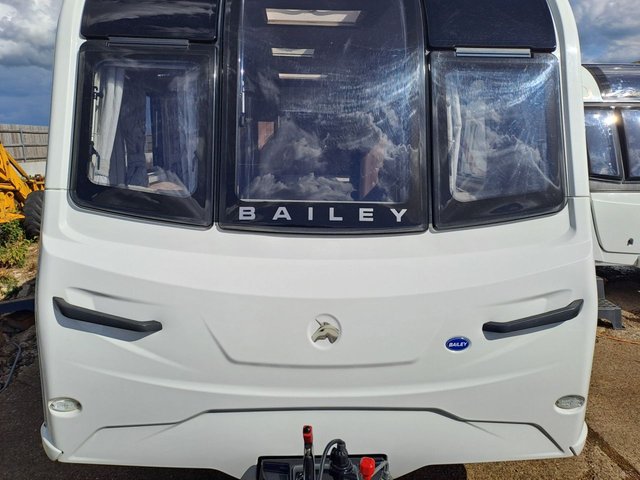 View our BAILEY UNICORN VALENCIA