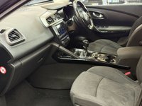 USED 2016 16 RENAULT KADJAR 1.5 dCi Dynamique Nav SUV 5dr Diesel Manual Euro 6 (s/s) (110 ps) 
