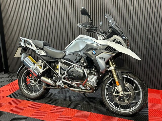 View our BMW R 1200 GS