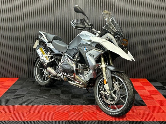 View our BMW R 1200 GS