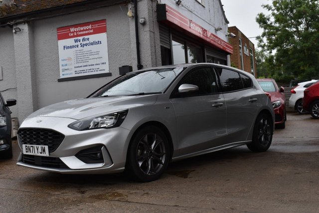 View our FORD FOCUS