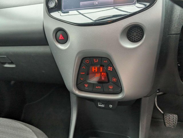 USED 2020 20 TOYOTA AYGO 1.0 Aygo X-Trend VVT-i 5dr CLICK+COLLECT / HOME DELIVERY