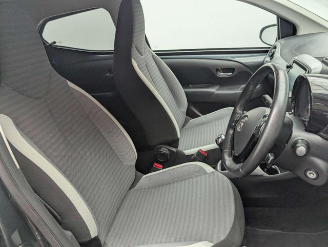 USED 2020 20 TOYOTA AYGO 1.0 Aygo X-Trend VVT-i 5dr CLICK+COLLECT / HOME DELIVERY