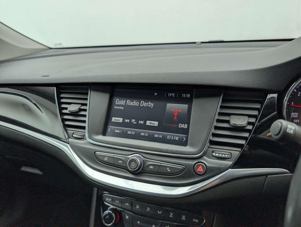 Used 2021 71 VAUXHALL ASTRA 1.2 Astra Griffin Edition T 5dr CLICK & COLLECT/ HOME DELIVERY