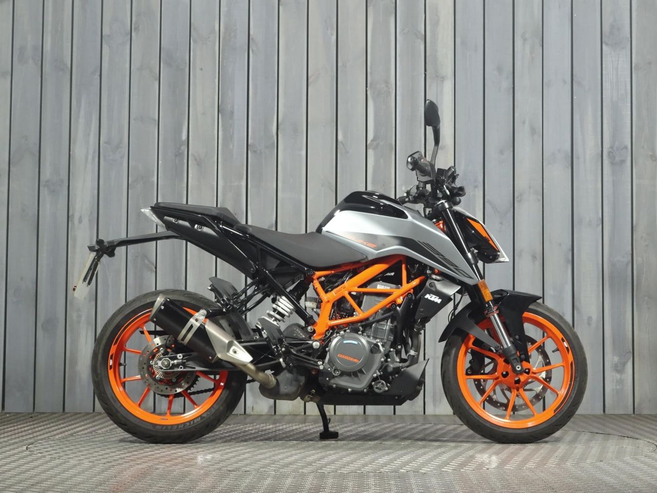 KTM 390 DUKE