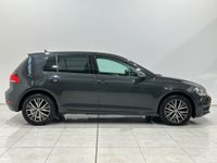 USED 2017 67 VOLKSWAGEN GOLF 1.6 TDI SE Nav DSG Euro 6 (s/s) 5dr 