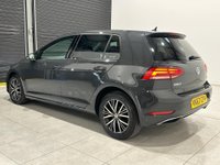 USED 2017 67 VOLKSWAGEN GOLF 1.6 TDI SE Nav DSG Euro 6 (s/s) 5dr 