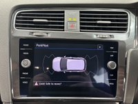 USED 2017 67 VOLKSWAGEN GOLF 1.6 TDI SE Nav DSG Euro 6 (s/s) 5dr 