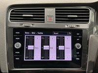 USED 2017 67 VOLKSWAGEN GOLF 1.6 TDI SE Nav DSG Euro 6 (s/s) 5dr 