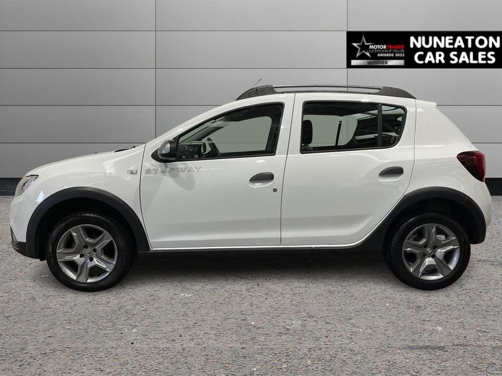 USED 2020 20 DACIA SANDERO STEPWAY 0.9 TCe Comfort Hatchback 5dr Petrol Manual Euro 6 (s/s) (90 ps) LOW MILES