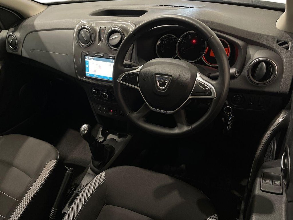 USED 2020 20 DACIA SANDERO STEPWAY 0.9 TCe Comfort Hatchback 5dr Petrol Manual Euro 6 (s/s) (90 ps) LOW MILES