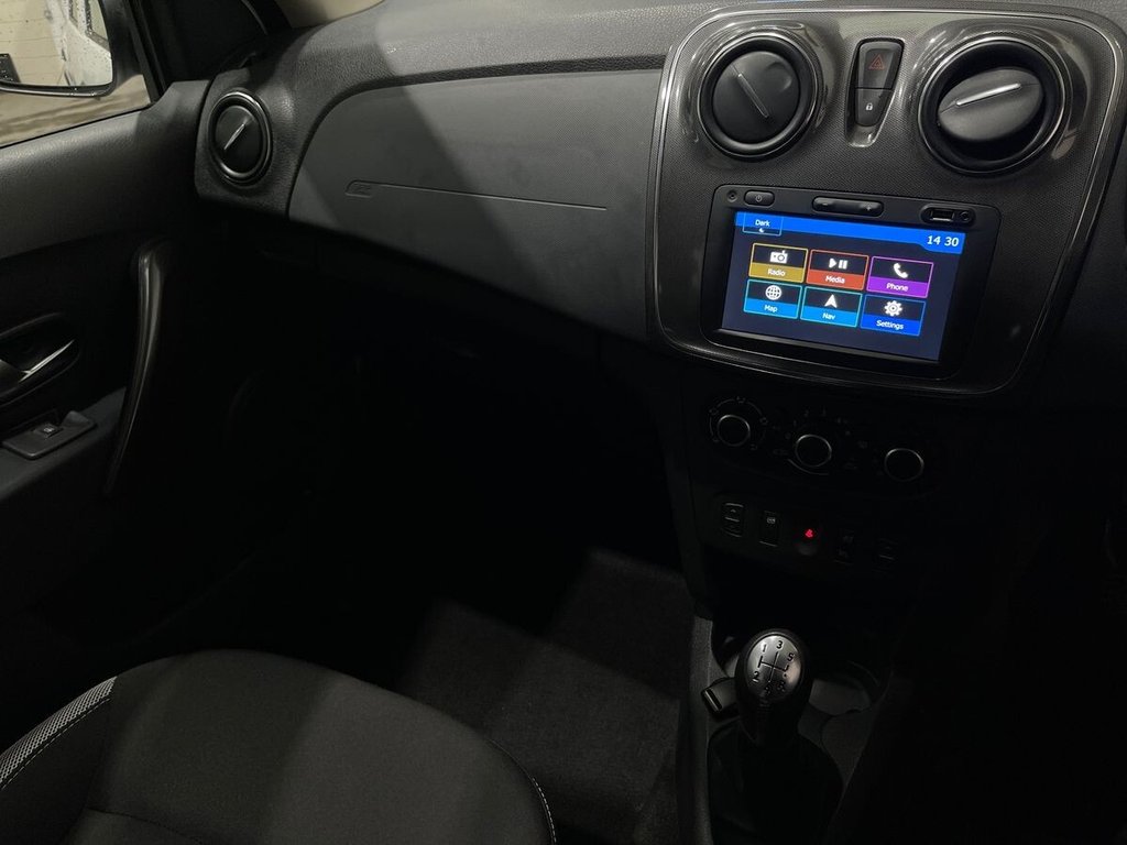 USED 2020 20 DACIA SANDERO STEPWAY 0.9 TCe Comfort Hatchback 5dr Petrol Manual Euro 6 (s/s) (90 ps) LOW MILES