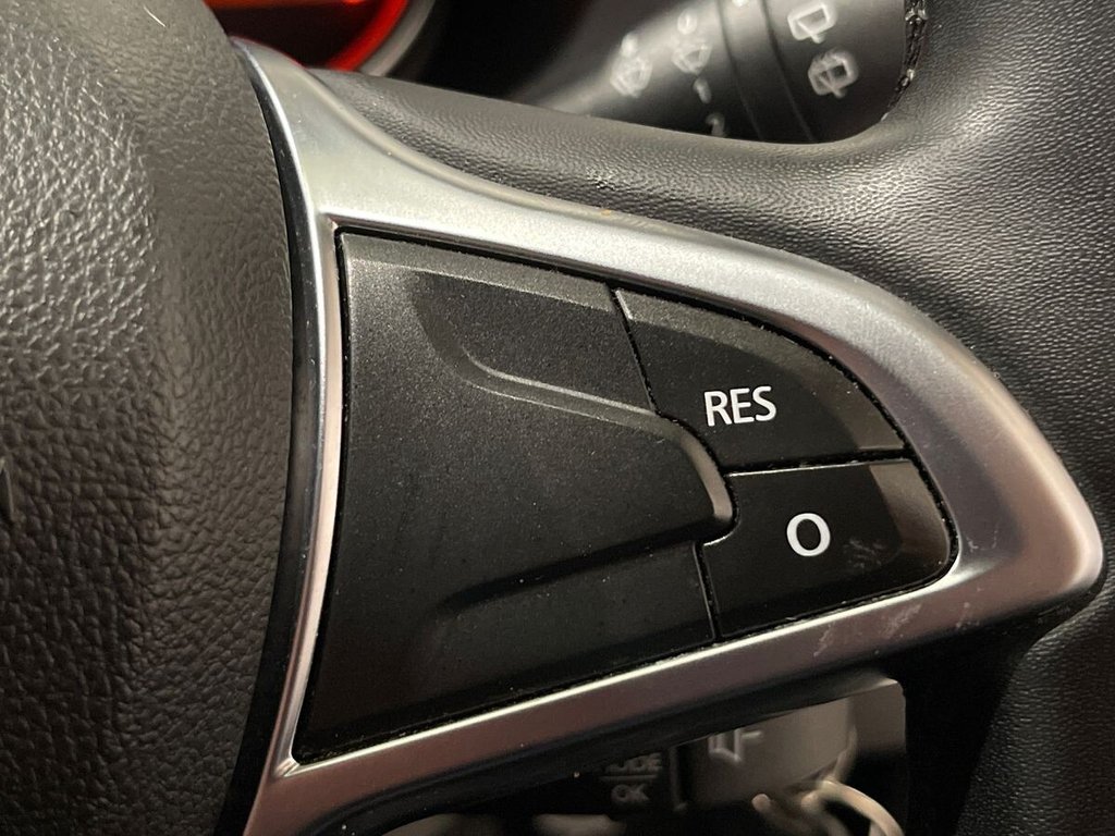 USED 2020 20 DACIA SANDERO STEPWAY 0.9 TCe Comfort Hatchback 5dr Petrol Manual Euro 6 (s/s) (90 ps) LOW MILES