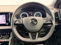 USED 2019 19 SKODA KAROQ 2.0 TDI SPORTLINE 4WD 150 BHP + SAT NAV + GLASS SUNROOF + HEATED SEATS SIX MONTH WARRANTY APRIL 2027 MOT