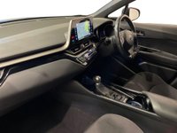 USED 2019 19 TOYOTA C-HR 1.8 VVT-h Design SUV 5dr Petrol Hybrid CVT Euro 6 (s/s) (122 ps) Sat Nav