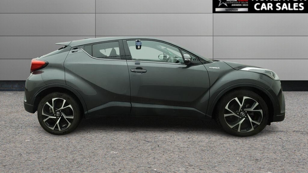 USED 2019 19 TOYOTA C-HR 1.8 VVT-h Design SUV 5dr Petrol Hybrid CVT Euro 6 (s/s) (122 ps) 