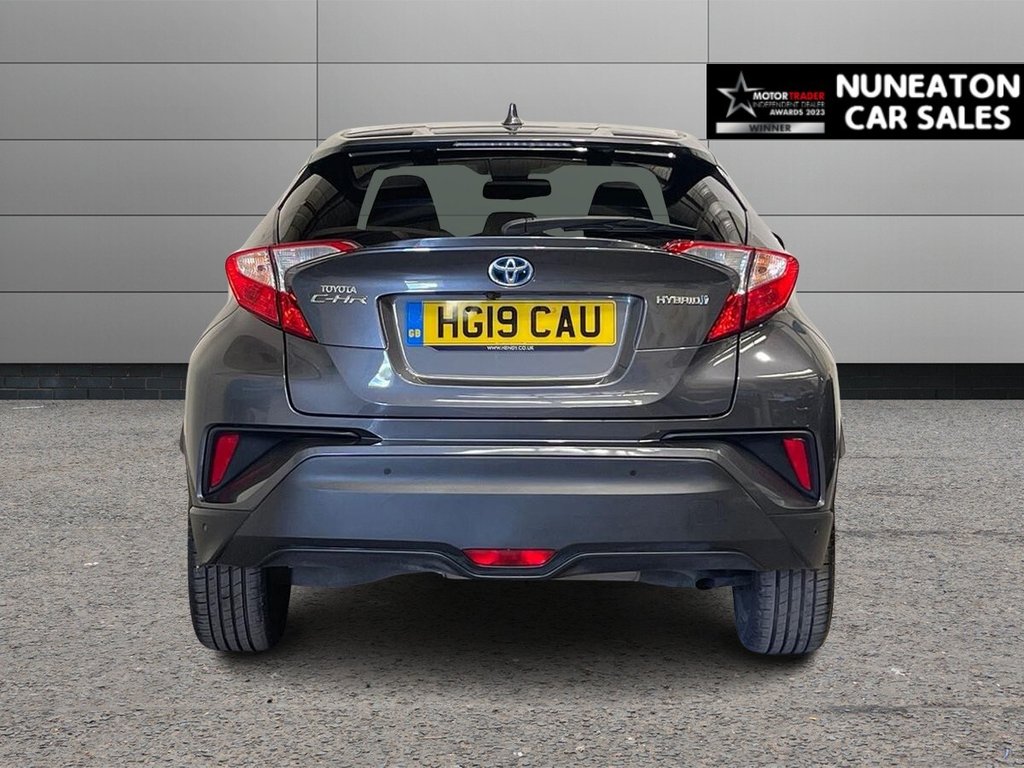 USED 2019 19 TOYOTA C-HR 1.8 VVT-h Design SUV 5dr Petrol Hybrid CVT Euro 6 (s/s) (122 ps) Sat Nav