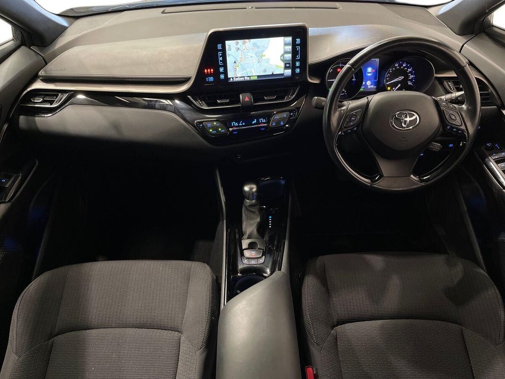 USED 2019 19 TOYOTA C-HR 1.8 VVT-h Design SUV 5dr Petrol Hybrid CVT Euro 6 (s/s) (122 ps) Sat Nav