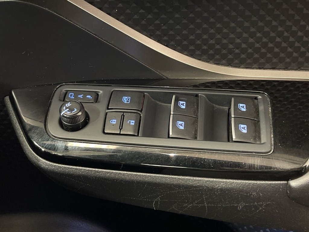 USED 2019 19 TOYOTA C-HR 1.8 VVT-h Design SUV 5dr Petrol Hybrid CVT Euro 6 (s/s) (122 ps) Sat Nav