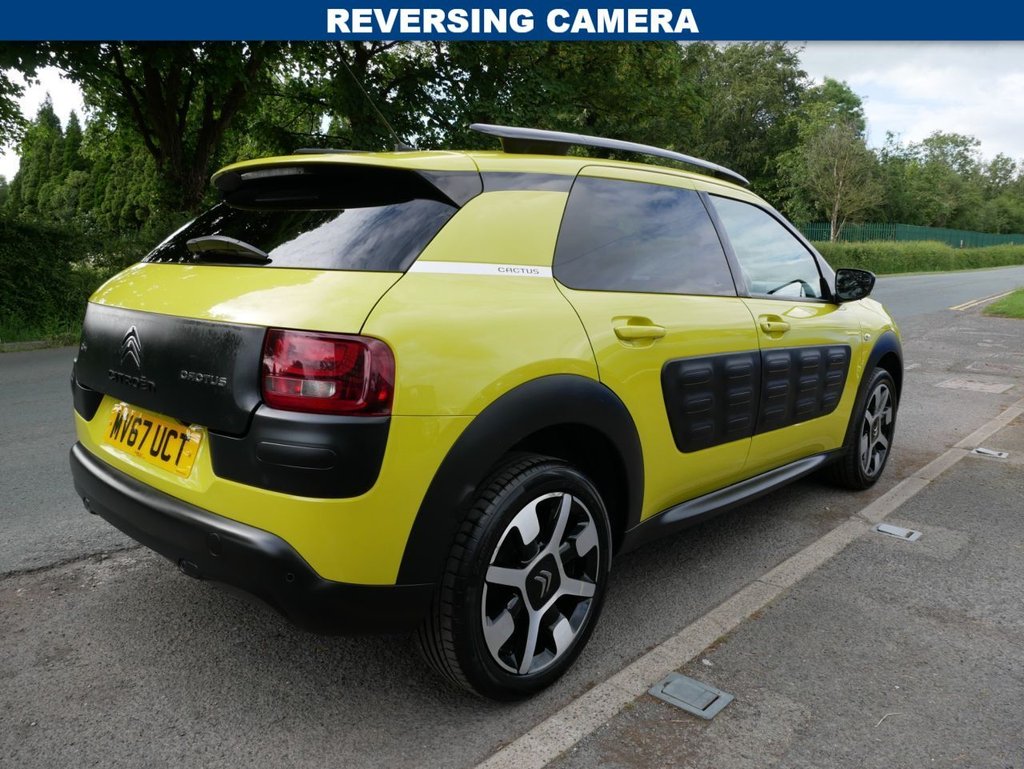USED 2017 67 CITROEN C4 CACTUS 1.2 PureTech Flair Edition Hatchback 5dr Petrol ETG5 Euro 6 (s/s) (82 ps) 2 KEYS, BLUETOOTH, PAN ROOF