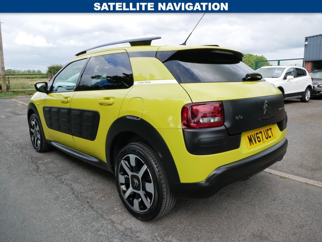 USED 2017 67 CITROEN C4 CACTUS 1.2 PureTech Flair Edition Hatchback 5dr Petrol ETG5 Euro 6 (s/s) (82 ps) 2 KEYS, BLUETOOTH, PAN ROOF