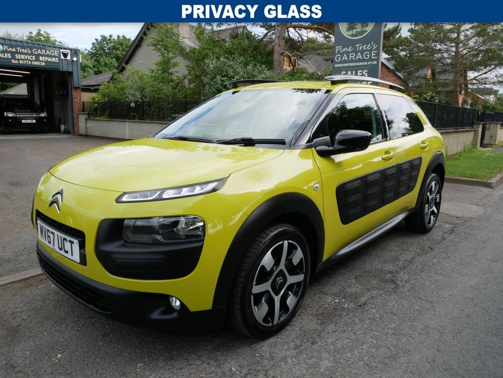 USED 2017 67 CITROEN C4 CACTUS 1.2 PureTech Flair Edition Hatchback 5dr Petrol ETG5 Euro 6 (s/s) (82 ps) 2 KEYS, BLUETOOTH, PAN ROOF