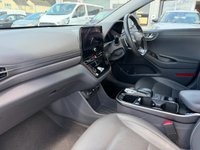 USED 2022 72 HYUNDAI IONIQ 38.3kWh Premium SE Hatchback 5dr Electric Auto (136 ps) **SATNAV~LEATHER~SENSORS**