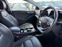 USED 2022 72 HYUNDAI IONIQ 38.3kWh Premium SE Hatchback 5dr Electric Auto (136 ps) **SATNAV~LEATHER~SENSORS**