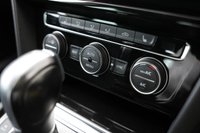 USED VOLKSWAGEN PASSAT 2.0 TDI Elegance