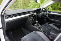 USED VOLKSWAGEN PASSAT 2.0 TDI Elegance