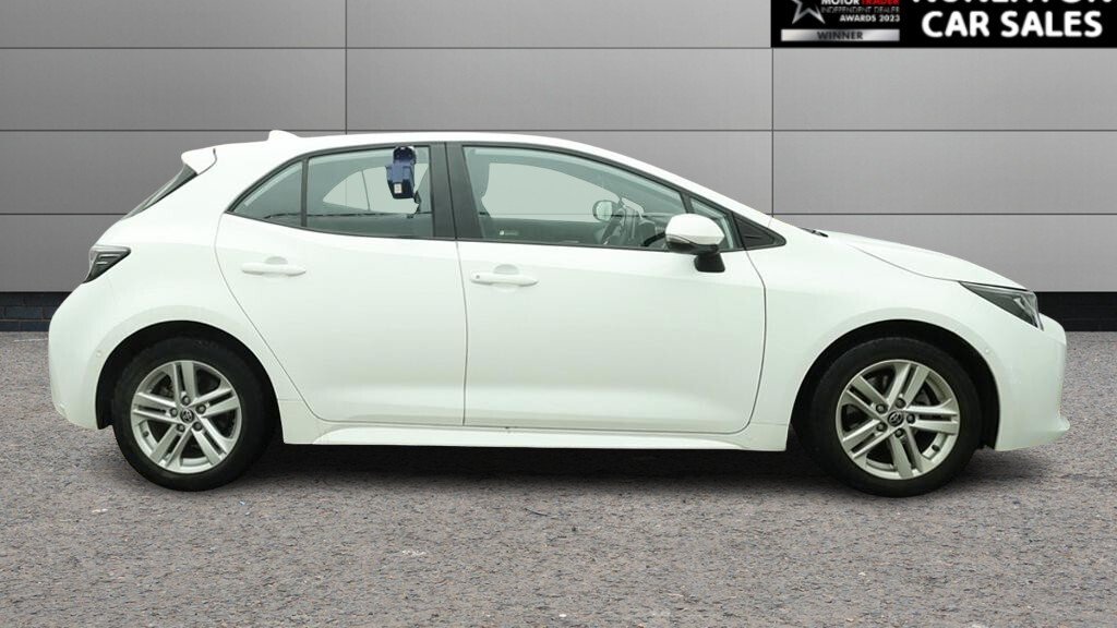 USED 2023 72 TOYOTA COROLLA 1.8 VVT-h GPF Icon Tech Hatchback 5dr Petrol Hybrid CVT Euro 6 (s/s) (122 ps) 