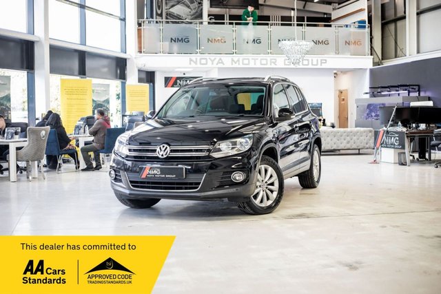 View our Volkswagen Tiguan 2.0 TDI BlueMotion Tech Match SUV 5dr Diesel DSG 4WD Euro 5 (s/s) (140 ps)