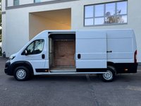 USED 2022 72 PEUGEOT BOXER 2.2 BlueHDi 435 Professional Panel Van 5dr Diesel Manual L4 H2 Euro 6 (s/s) (140 ps) 