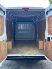 USED 2022 72 PEUGEOT BOXER 2.2 BlueHDi 435 Professional Panel Van 5dr Diesel Manual L4 H2 Euro 6 (s/s) (140 ps) 