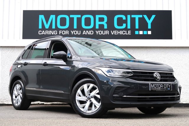 2022 22 VOLKSWAGEN TIGUAN 1.5 TSI Life SUV 5dr Petrol Manual Euro 6 (s/s) (130 ps) FULLY LOADED FACELIFT MODEL