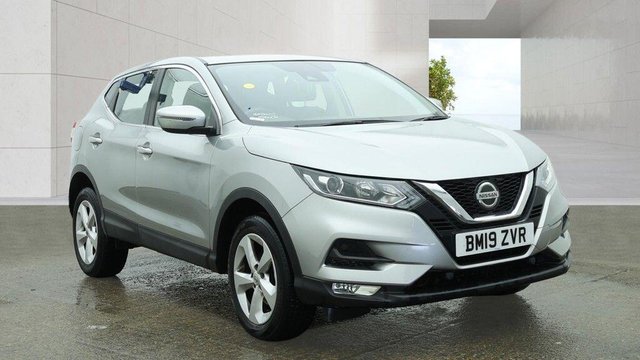View our NISSAN QASHQAI