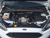 USED 2015 64 FORD FOCUS 1.0T EcoBoost Zetec Hatchback 5dr Petrol Manual Euro 6 (s/s) (125 ps) 6 Months Warranty  |  Set of 2 Keys