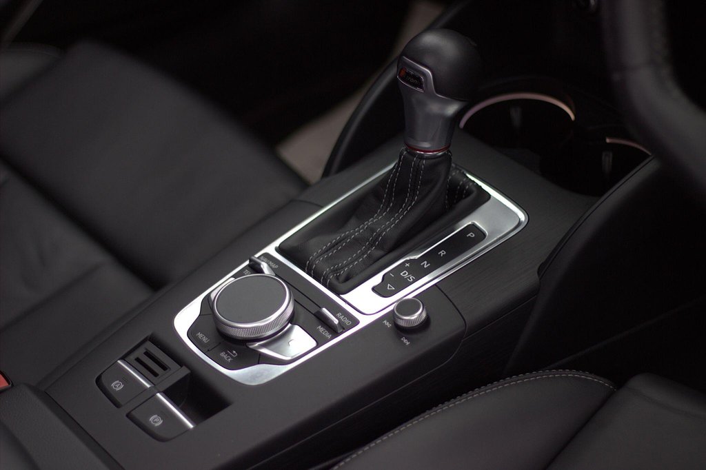 USED 2019 19 AUDI S3 2.0 TFSI Black Edition Sportback 5dr Petrol S Tronic quattro Euro 6 (s/s) (300 ps) PAN ROOF|NANO GREY|TECH PACK