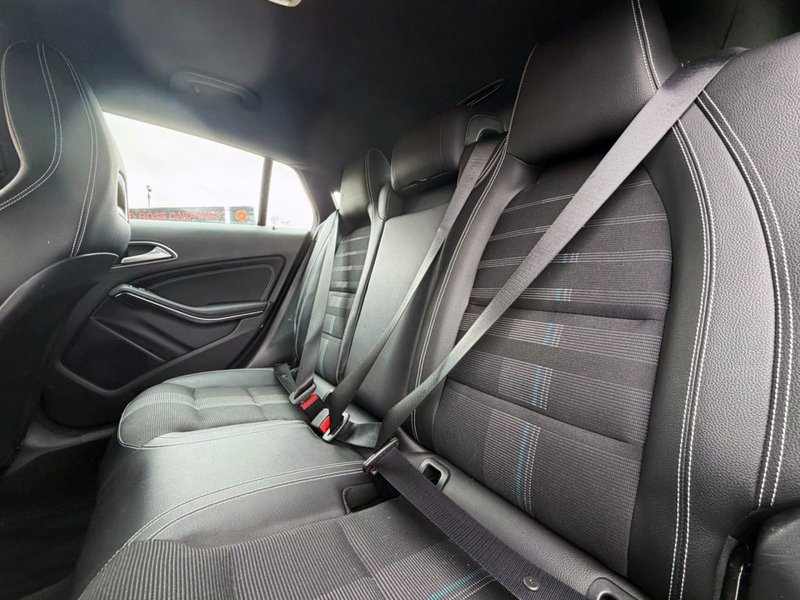 2017 Mercedes-Benz CLA in black — photo 27 of 28